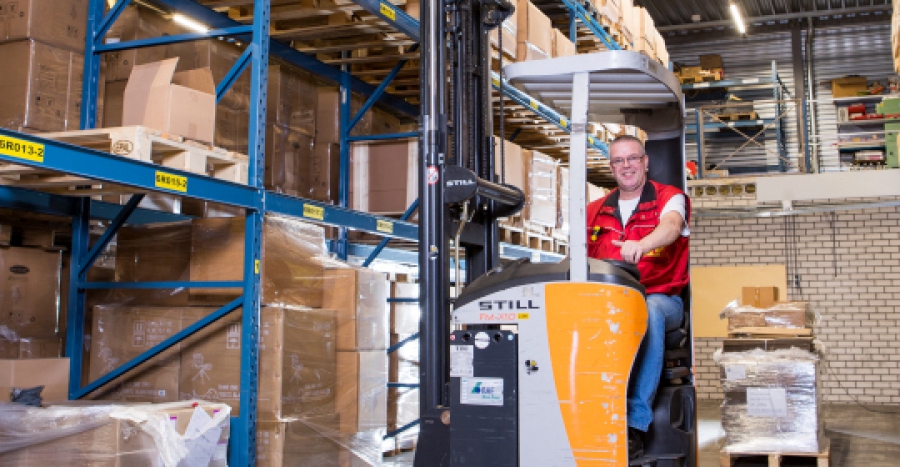 Leerwerkbedrijf Logistiek helpt werkgevers aan geschikt personeel en werkzoekenden aan baan